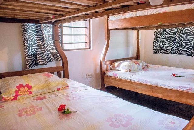 Kijani Cottages Diani Diani Beach Exterior foto