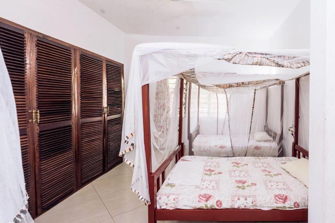 Kijani Cottages Diani Diani Beach Exterior foto