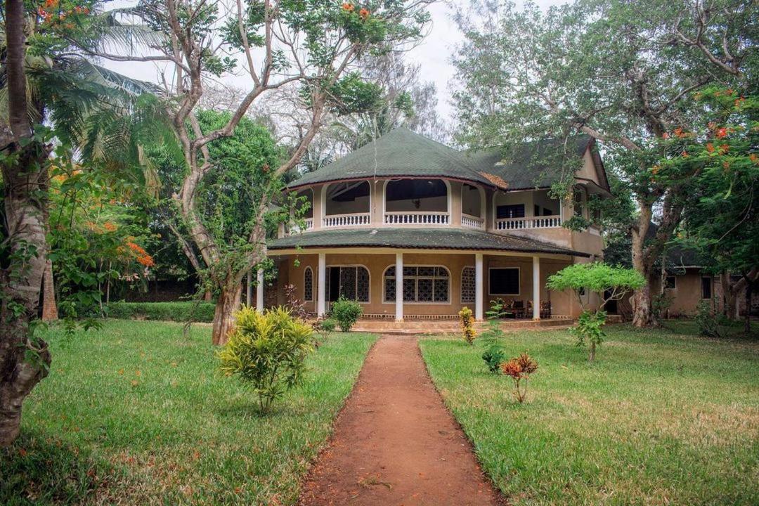 Kijani Cottages Diani Diani Beach Exterior foto