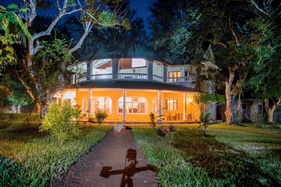 Kijani Cottages Diani Diani Beach Exterior foto